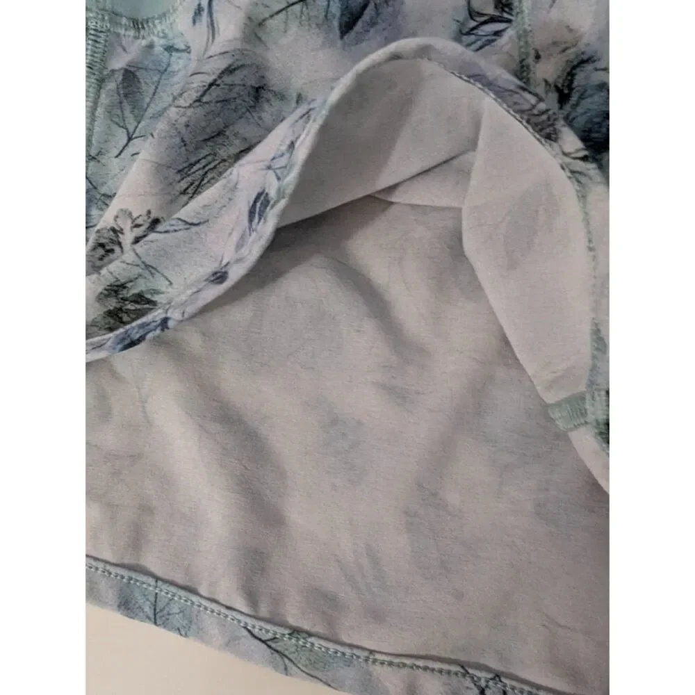 Ivivva by Lululemon pretty Green Floral Speedy Shorts *flaw Girls 10